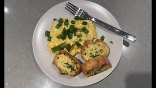 Scrambled Eggs | Quick and Easy Students Recipe | Vincent Letsgo