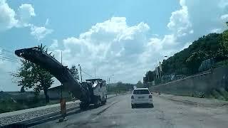 Trafic in Resita. Se monteaza linie de tramvai in oras