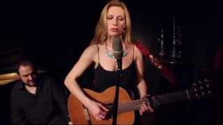 Tori Sparks - La Llorona ( Live at Pipas Club)