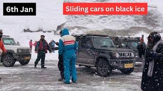 Sliding cars on black ice | Snowfall at Atal tunnel | 6 January 2025