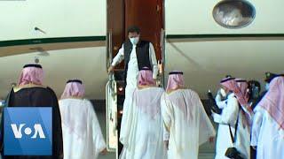 Pakistani PM Arrives in Saudi Arabia, Met by Mohammed bin Salman