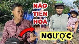 Trọng Sún bấn loạn não tiến hoá ngược làm chuyện khác người ngó sang hàng xóm hú hồn
