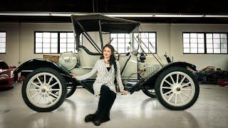 1912 Buick Roadster - A brass-era vintage car.