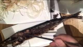 꽁치 뼈 바르는 법(Pacific saury bones can be analized easily)