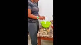 watch and learn how to bake vanilla cake, very yummy yummy  ..