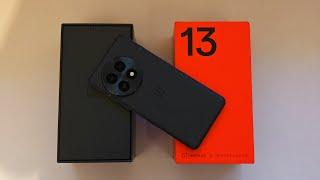 Unboxing OnePlus 13 and a Quick Hands On