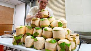 Cut The Coconuts into Coconut Flesh Ball & Coconut Jelly / 椰子切割, 椰子蛋, 椰子凍 - Taiwanese Food