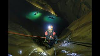 Khám phá Son Doong hang động 3 triệu năm tuổi - the World's largest cave | H'Hen Niê Official