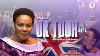 UK  Worship Moments with Dr. Sarah K  //  Day 2