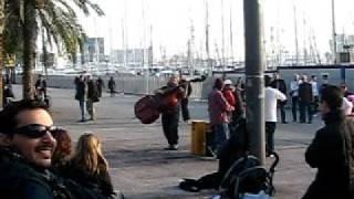 strange but super funny musicians in barcelona