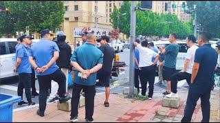 【下輩子寧做牲畜都不願做中國人】真造孽啊中國要徹底四分五裂了全國正加速大消亡！ 「餐飲業破產率高達72.99%」近萬名大學生畢業已無工作全餓死在外地！物價菜價暴漲不止了遍地皆是討薪抗議！