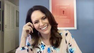 Catching Up With Amy Landecker | New York Live TV