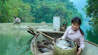 The DIY Giant Net Fish Trap : A whole School of Fish Caught!