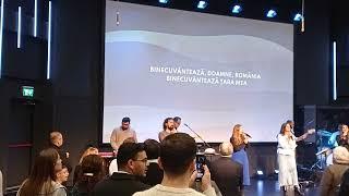 Binecuvântează, Doamne, România!