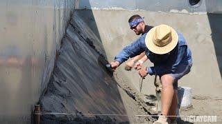 POURING THE POOL BOTTOM