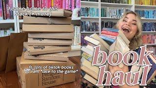 It's a (big) book haul! 