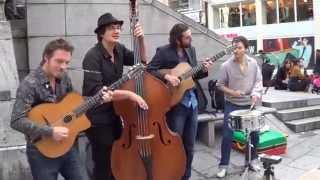 Tcha-Badjo - gipsy jazz and tap dance: double bass, guitar, singing