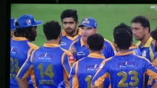 Karachi king coach Mickey Arthur angry