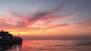 Jan 10. Утро - восход над морем пламенеет!