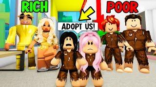 HOMELESS Family vs RICH Family adopt BABY PLUSHIES.. (Roblox Brookhaven)