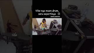 kakak gibran maen drum