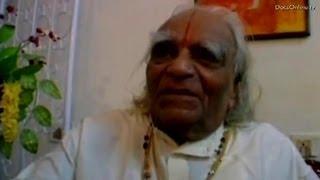 B.K.S. Iyengar - Ultimate Yoga Experience