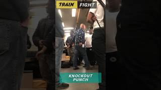 Knockout this man  #streetdefense #fighttechniques #mma