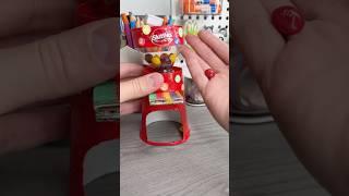 Cute DIY Candy machine! #cute #cutecrafts #papercrafts #cutecraft #crafts #craft #diy #thibgstodo