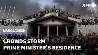 Crowds storm Bangladesh prime minister's residence | AFP