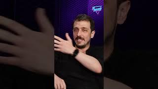 Emrah Altıntoprak: Ceren Karakoç'u izlerken oyunu unutabiliyorum