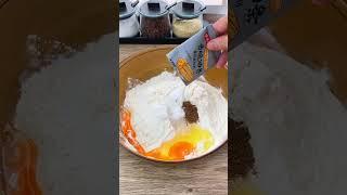 家里有面粉的可以做这个葱花油饼，蓬松暄软，口感筋道 葱香味十足#葱油饼 #炸油饼 #家常美食