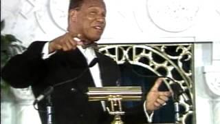 Farrakhan speaks on Malcolm X's separation from the Honorable Elijah Muhammad 4/6