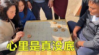 这盘棋下的时候心里真没底#王铁锤 #象棋 #搞笑视频【王铁锤】