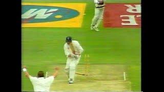 SOUTH AFRICA v ENGLAND 1st TEST MATCH DAY 1 OVERS 1-3 JOHANNESBURG NOVEMBER 25 1999