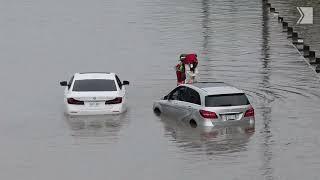 Flood strands DVP motorists: Watch the rescue