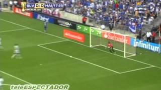 Error del portero y error del delantero - El Salvador vs Haiti