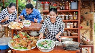 My husband enjoy with my recipe - mud crab glass noodle and fish ball soup - Sros yummy cooking