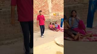 VIDEO | गरमी बढ़ल बाटे कुरती में | #Neelkamal Singh | Garmi Badhal Bate Kurti Me | Bhojpuri Song 2023