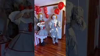Animatronic Pennywise came to life?!  #pennywise #cosplay #doll