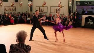 Ferdianado Innaccone & Yulia Musikhina performing a Samba