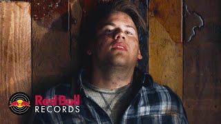 Beartooth - In Between (Official Music Video)