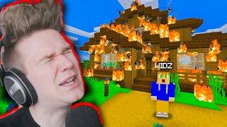 WIDZ ZNISZCZYŁ MÓJ DOM  | Minecraft Ferajna XD