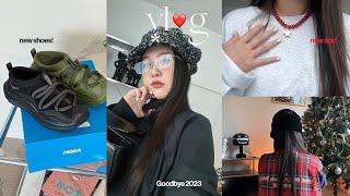 vlog. GOODBYE 2023!올해 마지막 패션하울 (호카 오라프리모, 뉴 악세사리 브랜드 PKBY) / 아야코 록카쿠 전시. 칼국수 맛집. 크리스마스 홈파티 브이로그