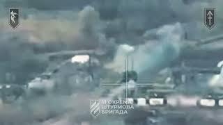 Пілоти Третьої штурмової @ab3army  взяли на обгін та уразили з FPV ще один ворожий танк