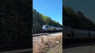 Awesome Doppler Effect on Amtrak 122’s Sweet K5LA!