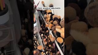 FREE MAKEUP BRUSHES! 