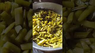 goru chikkudu fry | cluster beans fry | simple recipes by Devi's kitchen