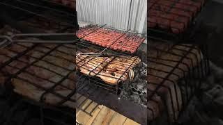 Владимир Калиновский и шашлык. Это трек связан с моей работай))) как думаешь, кто я?
