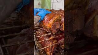 Comida insolita rico y único Porchettaposterio #bbq #abuelita