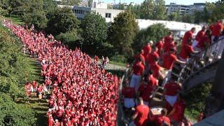 OFC-FANS MARSCHIEREN NACH FRANKFURT (FANMARSCH BEI MAIN-DERBY FSV FRANKFURT - KICKERS OFFENBACH)